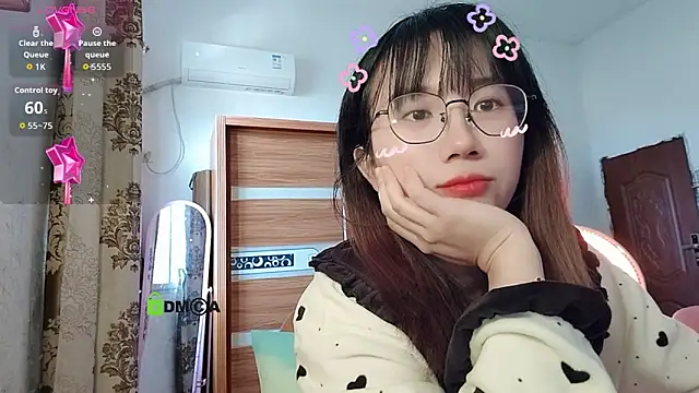 Lili 666 online show from January 13, 2026, 2:15 am