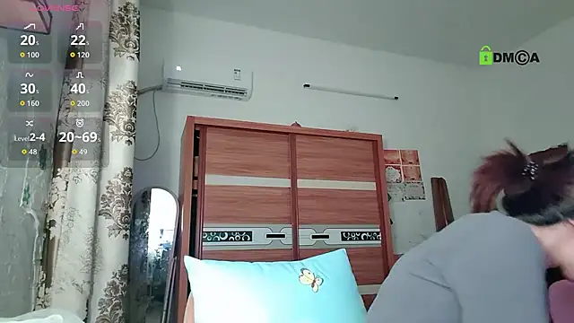 Lili 666 online show from October 18, 2025, 11:12 am