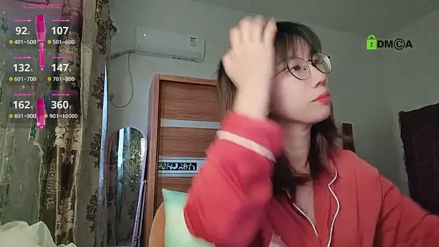 Lili 666 online show from October 24, 2025, 10:53 pm