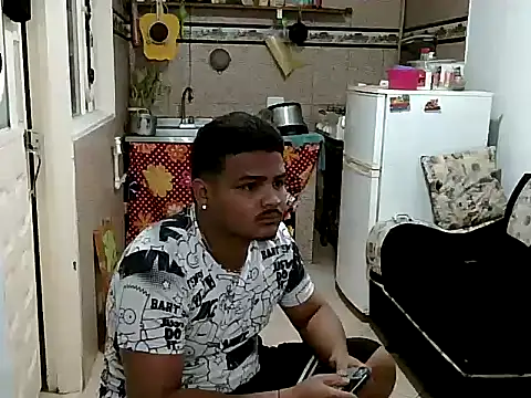 Boycuriousxxx online show from December 22, 2025, 12:27 pm