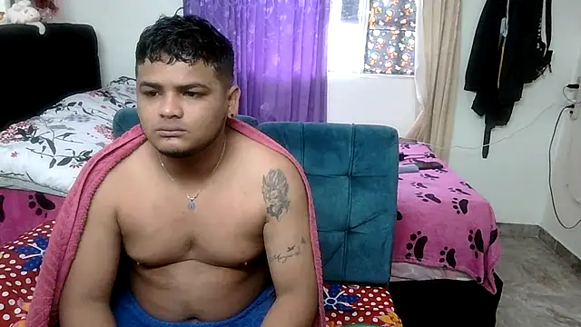 Boycuriousxxx online show from July 18, 2026, 12:36 pm