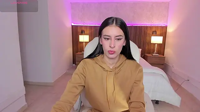 karlaa james online show from April 25, 2026, 11:02 am