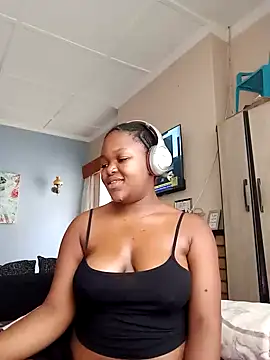 Sexymamibo online show from March 18, 2025, 12:17 pm