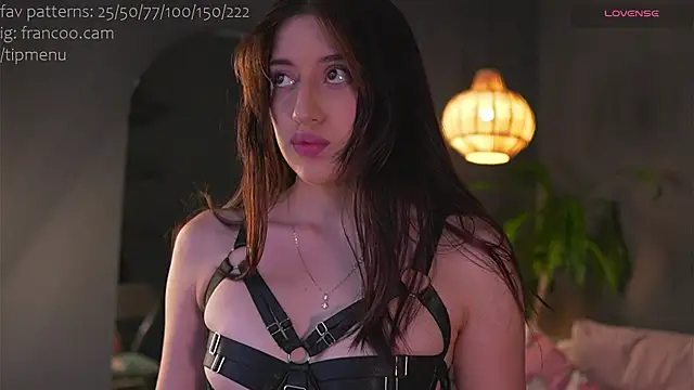 eimy22 online show from March 17, 2025, 10:29 pm