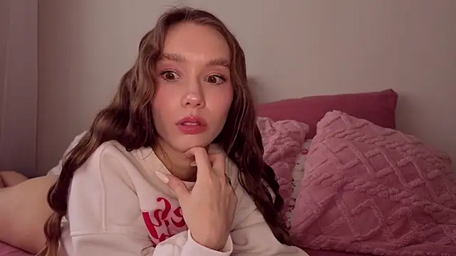 KateVon online show from October 4, 2025, 4:14 am