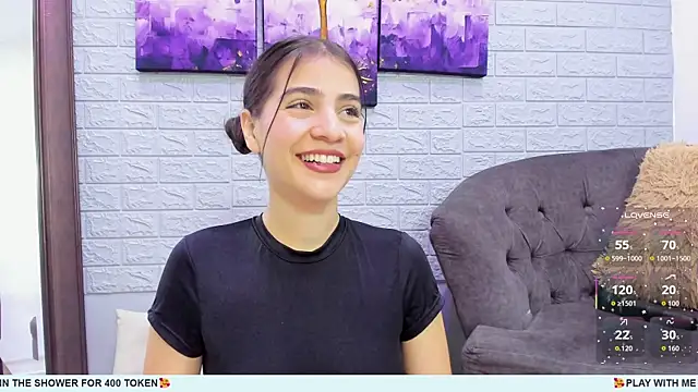 Miranda doll  online show from October 3, 2025, 12:17 pm