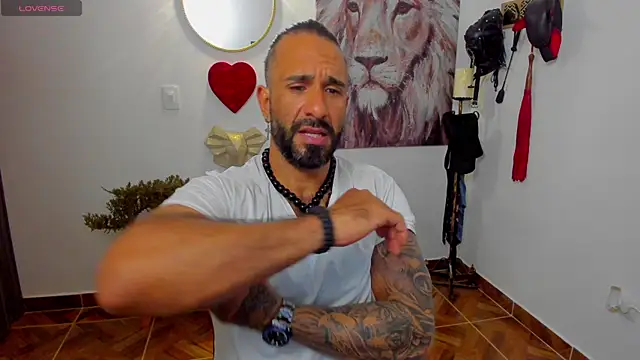 mr maik online show from February 18, 2025, 11:00 am