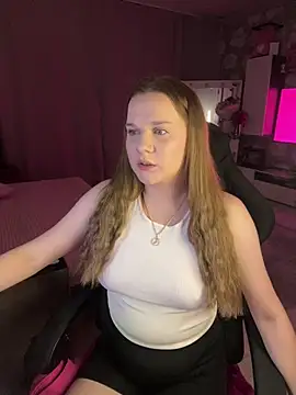 Snapshot of Lexi_noah chatting on June 19, 2026, 8:47 pm Lexi noah online show from June 19, 2026, 8:47 pm