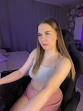 Lexi noah online show from March 11, 2025, 7:36 pm