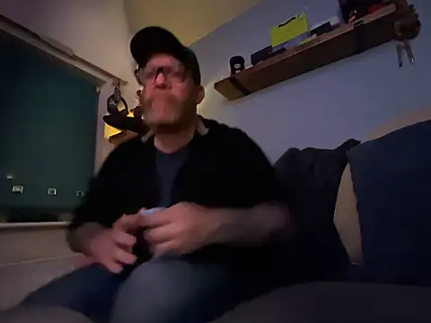 Tattooednakedguy online show from March 27, 2026, 11:38 pm