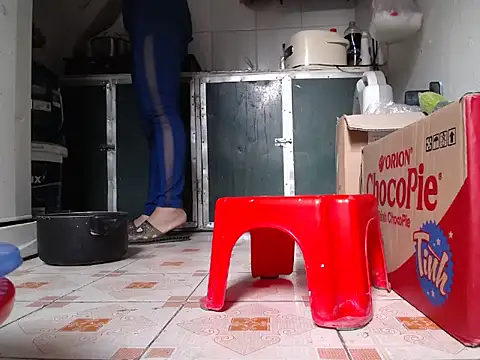 nolame18xxx online show from February 16, 2026, 1:15 am