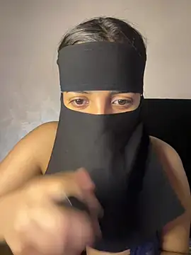 Narimane maroc online show from August 3, 2026, 1:57 am