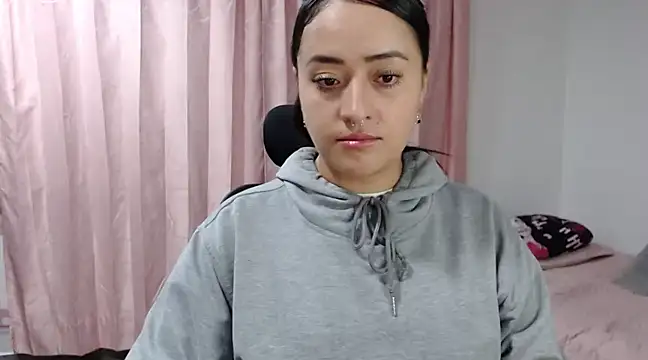 Snapshot of jjulietha95 chatting on February 17, 2025, 3:47 am jjulietha95 online show from February 17, 2025, 3:47 am