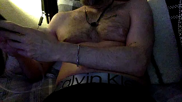 Snapshot of Stardrew123 chatting on April 11, 2026, 9:40 pm Stardrew123 online show from April 11, 2026, 9:40 pm