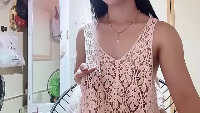 Snapshot of LinhChi_9x chatting on February 28, 2026, 1:05 am LinhChi 9x online show from February 28, 2026, 1:05 am