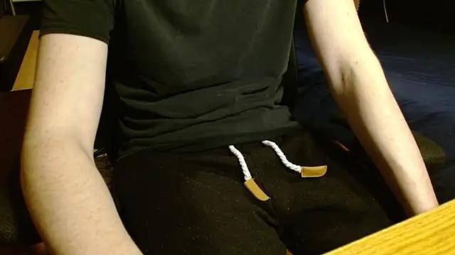 readytocome90 online show from April 12, 2026, 12:36 am