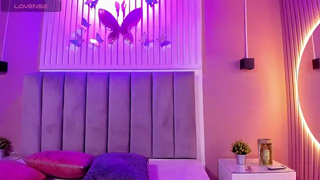 diosa cristal online show from September 17, 2025, 3:19 am