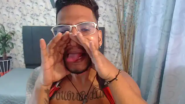 sweet-blowork online show from December 11, 2024, 10:16 pm