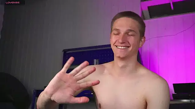 dustyn fox online show from October 3, 2025, 4:41 pm