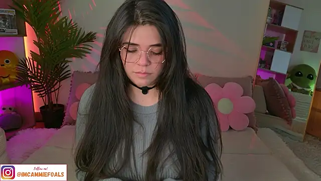 cammiefoalss online show from September 11, 2025, 7:03 pm