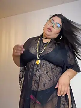  Shara Handal  online show from October 8, 2025, 10:17 am