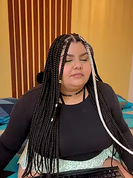  Shara Handal  online show from October 23, 2025, 7:40 am