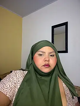 Snapshot of _Shara_Handal_ chatting on July 4, 2026, 8:31 am Shara Handal online show from July 4, 2026, 8:31 am