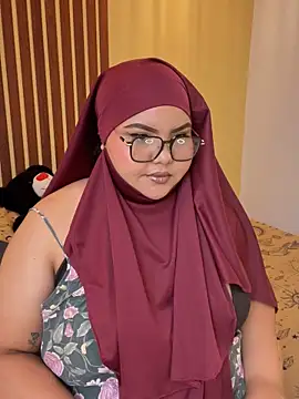  Shara Handal  online show from November 2, 2025, 10:20 am