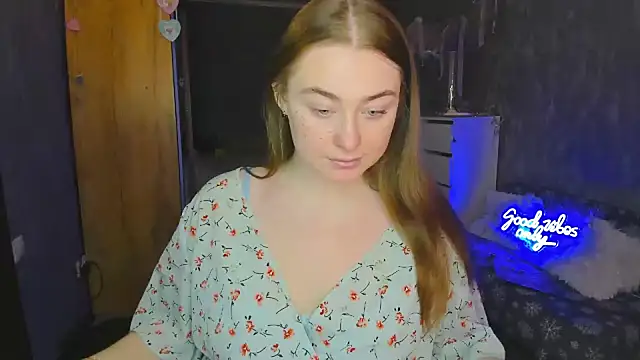 Demure Smile online show from February 28, 2025, 5:15 am