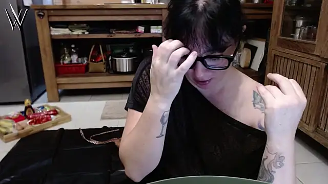 Mistress Wonder online show from May 1, 2026, 2:22 pm
