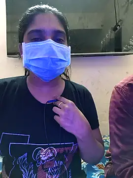 fuck6inch9 online show from April 22, 2026, 2:02 pm