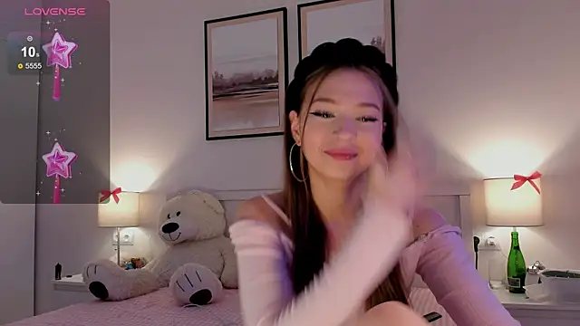 diana nier online show from November 23, 2025, 7:13 pm