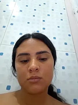 sexy-latin10 online show from October 28, 2025, 9:36 pm