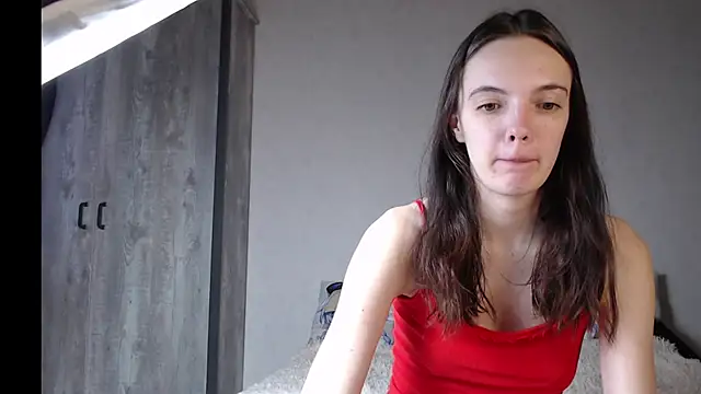 Lia  meow online show from May 6, 2026, 1:42 am