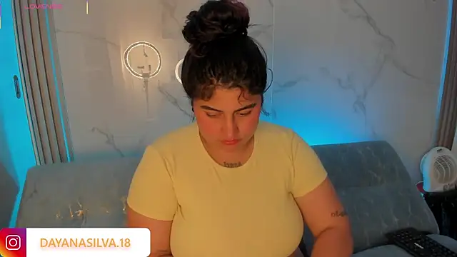 dayan silva  online show from September 29, 2025, 1:12 am