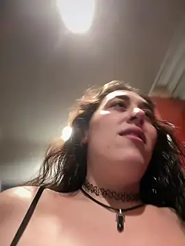 ThicBunz online show from July 6, 2026, 5:48 pm
