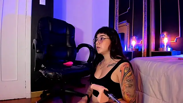 JeyLee online show from March 19, 2025, 6:34 pm