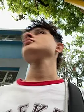 Nathan Bluee online show from September 25, 2025, 11:27 am