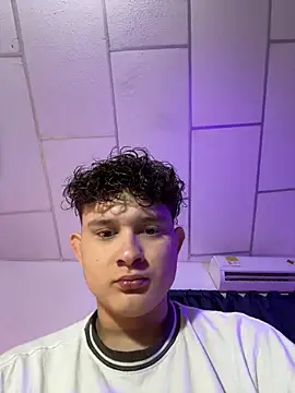 Nathan Bluee online show from December 2, 2025, 3:36 pm