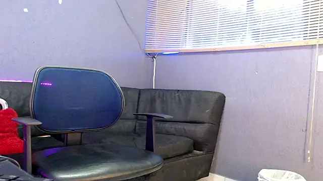 Andy bapho online show from October 19, 2025, 2:09 pm