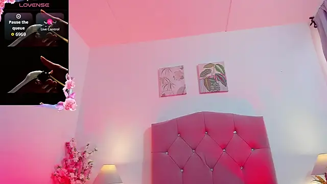 Snapshot of Samanthamillher10 chatting on January 12, 2026, 2:35 pm Samanthamillher10 online show from January 12, 2026, 2:35 pm