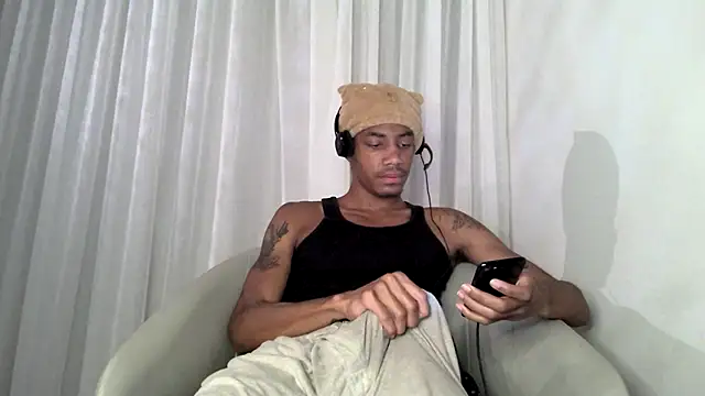 Skinnyblackman online show from October 29, 2025, 1:37 am