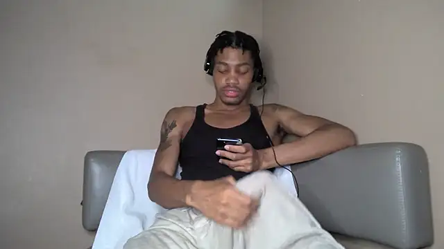 Skinnyblackman online show from August 9, 2026, 4:07 am