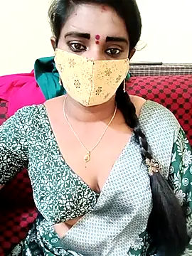 Snapshot of anisha91 chatting on March 8, 2025, 9:39 am anisha91 online show from March 8, 2025, 9:39 am