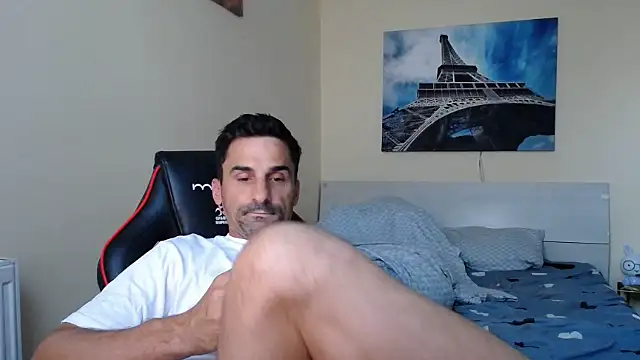 amydamarw online show from June 11, 2026, 3:47 am