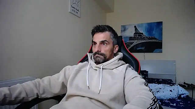 amydamarw online show from May 1, 2026, 4:28 am
