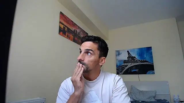 amydamarw online show from June 11, 2026, 3:53 pm