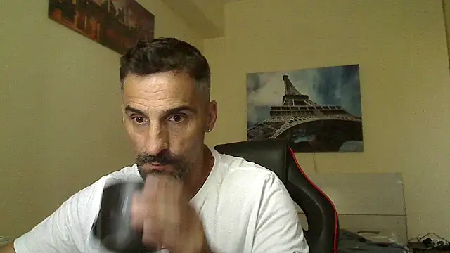 Snapshot of amydamarw chatting on July 1, 2026, 6:03 am amydamarw online show from July 1, 2026, 6:03 am