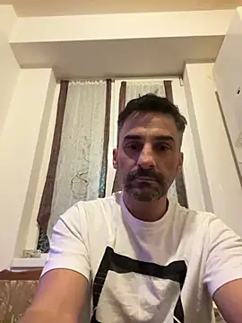 amydamarw online show from February 4, 2026, 4:51 am