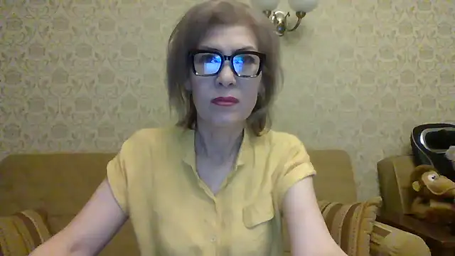 Elegant00Lady online show from July 12, 2026, 6:09 pm